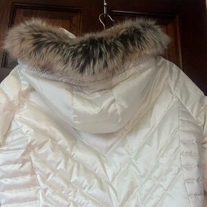Y2K White Coat with Faux Fur Trim